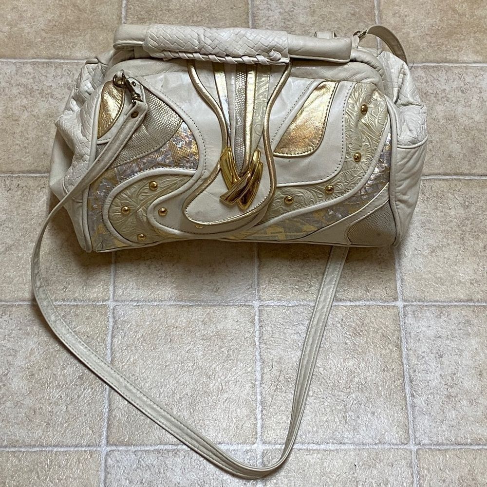 VTG,BAGS BY PINKY GENUINE LEADER MADE IN USA Elegant Cream and Gold Women's Bag